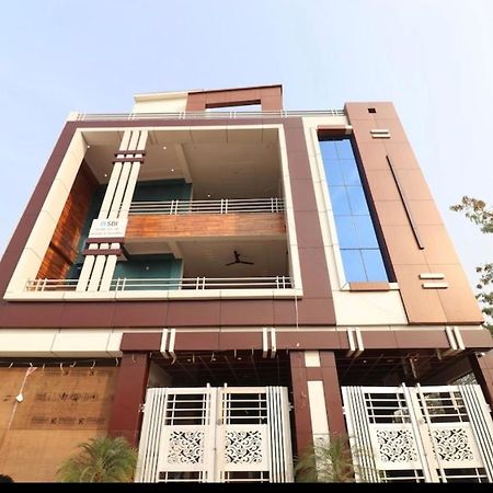 Hotel Sammy Grand Lucknow Exterior photo