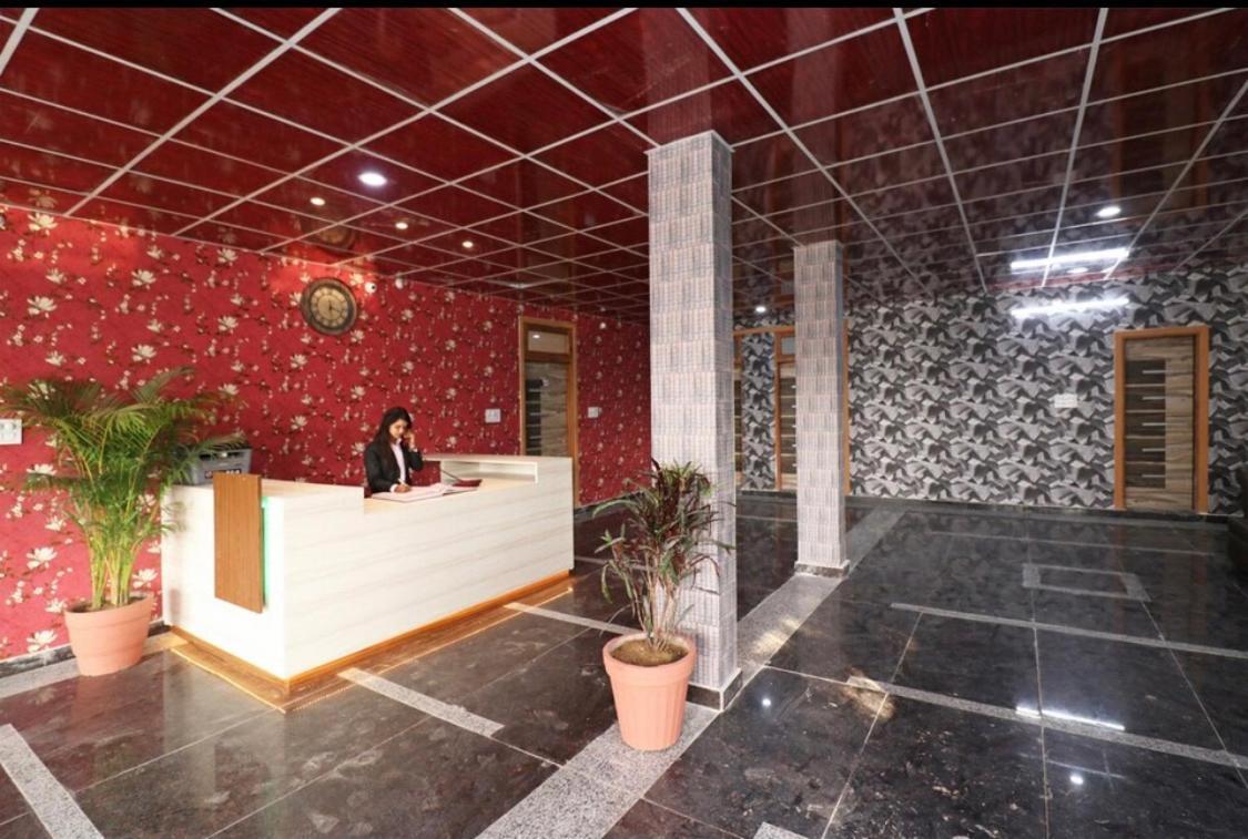 Hotel Sammy Grand Lucknow Exterior photo